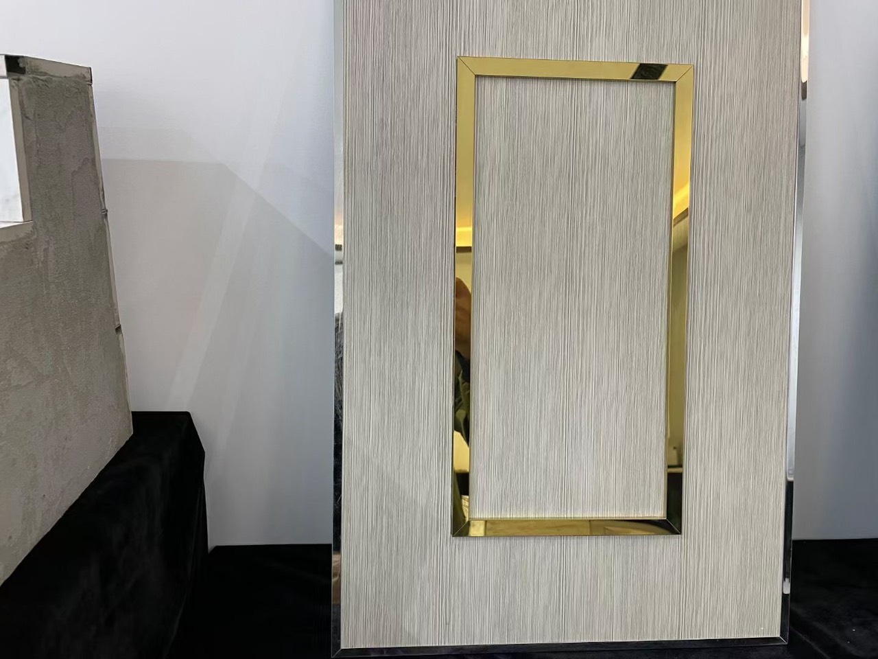 Hình ảnh nẹp u inox u30 ứng dụng minh họa